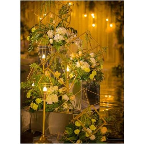 New style wedding props road lead placed pieces wedding geometric box iron art decoration gold iron art road lead placed pieces