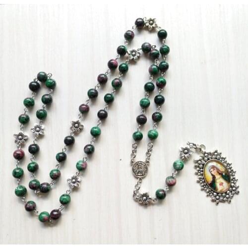 QIGO Green Vintage Glass Beads Rosary Neckalce Virgin Pendant Long Necklace For Men Women Religious Jewelry