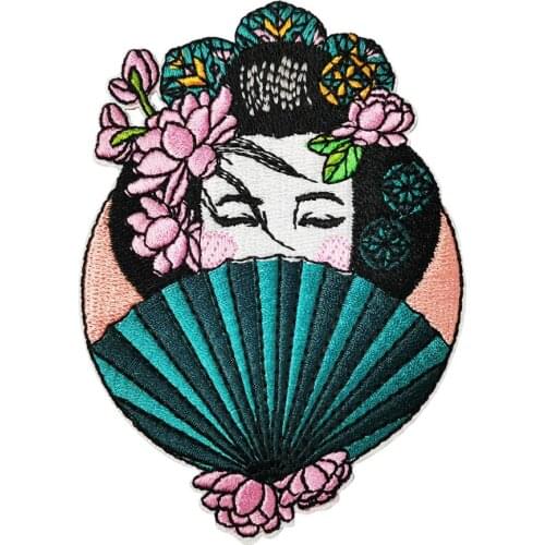 Japanese Geisha Girl Embroidery Iron on Patch for DIY Clothing Accessories Appliqued T-shirt Jackets Jeans Craft Decoration