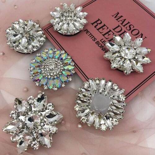 Luxury Diamond Pearl Expanding Finger Ring Holder Bling Phone Stand Griptok For iPhone Xiaomi Oneplus Phone Socket Mount Support