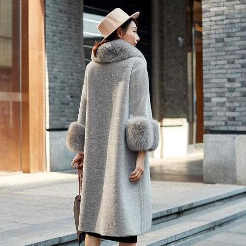 2020 New Womes Real Fur Coat Women Winter 100% Wool Long Warm Sheepskin Shearing Coat Natual Fox Fur Parkas Mujer 2343