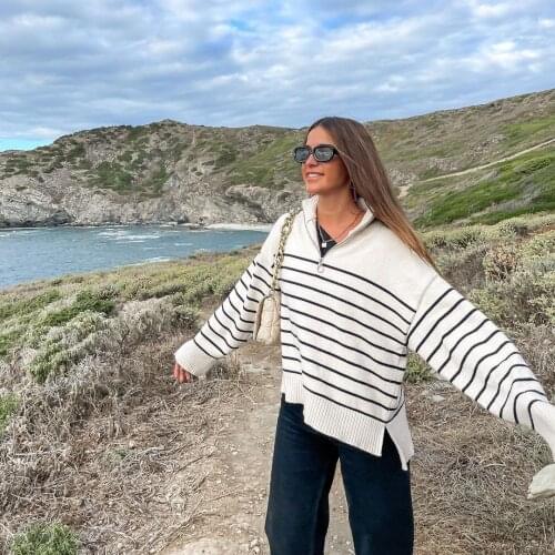 JUN WU Women's Pullovers