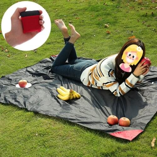Pocket Beach Blanket Outdoor Portable Camping Mat Waterproof Picnic Mat Camping Ground Picnic Tent Mattress Camping Equipment