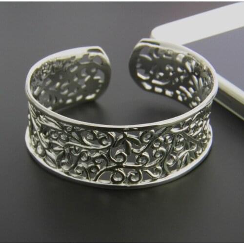 S925 Sterling Silver Retro Thai Silver Wide Version Of The Retro Hollow Pattern Open Ended Ladies Atmosphere Bangle