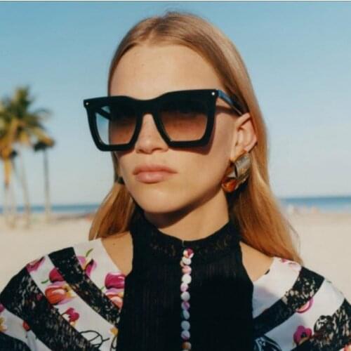 Fashion Modern Square Sunglasses Women One Piece Shades Female Vintage Design Rivet Oversized Sun Glasses For Men Oculos De Sol