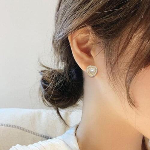 Sweet Girl Earrings 2021 Fashion New Temperament Earrings Elegant Niche Heart-shaped Pearl Earrings Womens Clothing Sales Kupe