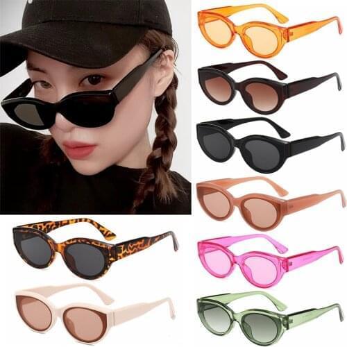 The New Retro Oval Frame Sunglasses Fashion Catwalk Small Frame Sun Glasses Mens/Womens Universal UV Protection Eyewear