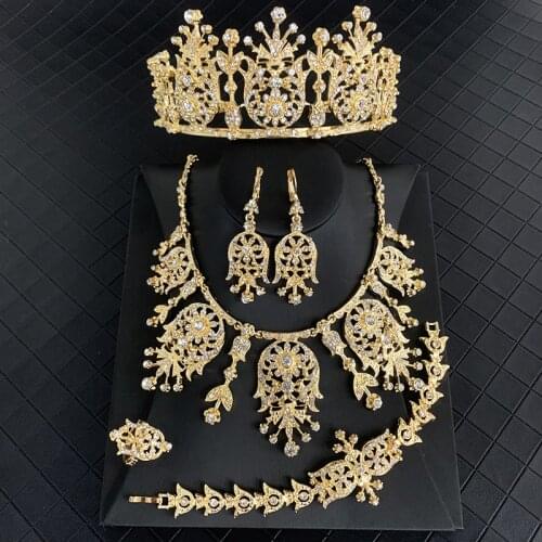 Turkish Bride Wedding Dress Decorated with Jewelry Arabian Gold Jewelry Set