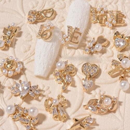 5pcs/Set Of Charming Nail Art Zircon Jewelry Pearl Rhinestone Bow Pendant Love Heart Nail Art Jewelry Crystal Bow Flower Pattern