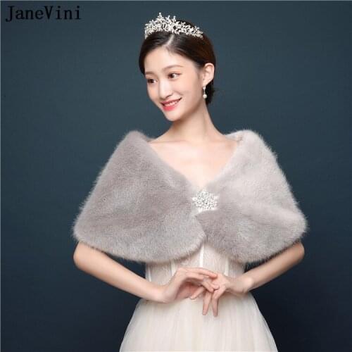 JaneVini New Elegant Gray Faux Fur Bridal Wraps Short Wedding Cloak Capes Stoles Shrug Winter Warm Bolero Christmas Party Coats
