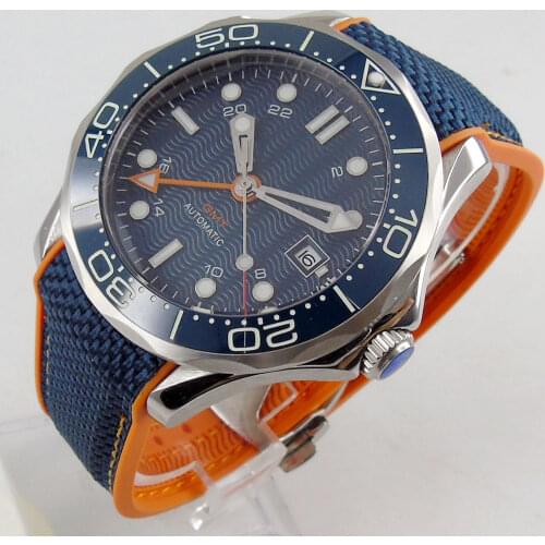 41mm Self Winding Men Watch Automatic GMT Movement Sapphire Glass Rubber Strap Date Window