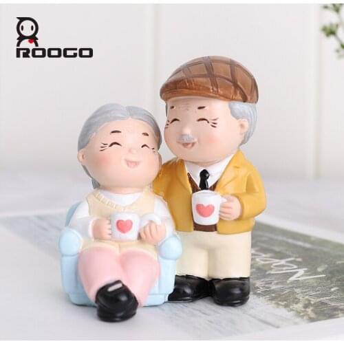 Roogo Home crafts accompanied by old couple wedding decoration home, car decoration, ornaments birthday gifts full of happiness