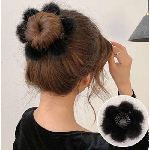 Haimeikang Bird Nest Hair Claw Fashion Ponytail Clip Hair Barrettes Women New Fur Ball Decoration Headwear Hair Accessories