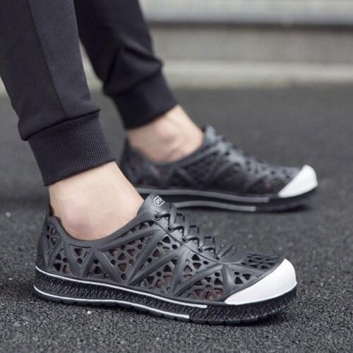 ZEEKSON Mens Sandals Summer Soft-soled Student Non-slip Beach Shoes Thick-soled Big Head Hole Shoes Plastic Non-slip Sandals