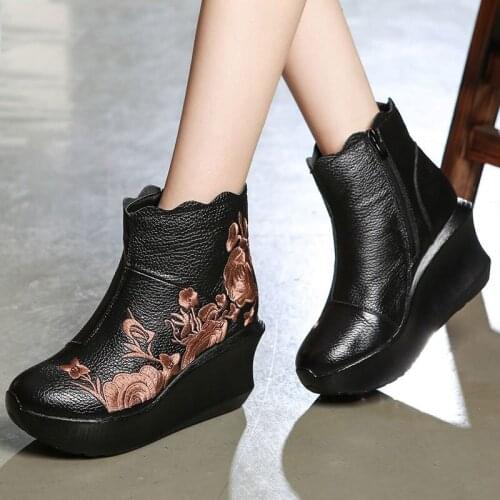 Embroider Handmade Warm Boots for Women Genuine Leather Ankle Shoes Vintage Platform Women Shoes Female Round Toes Wedges Boots