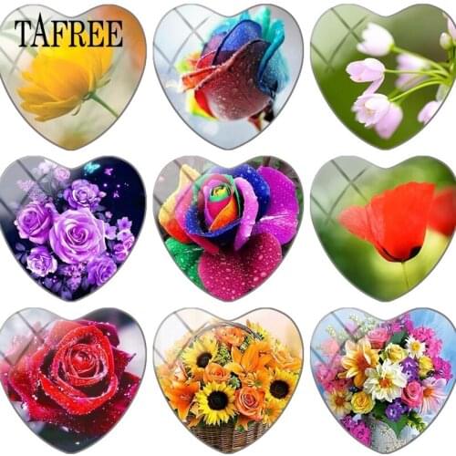 TAFREE Beautiful Flowers Heart Shaped Glass Beads 25mm Glass Cabochon Dome Sun flower Picture Cameo Settings DIY Jewelry