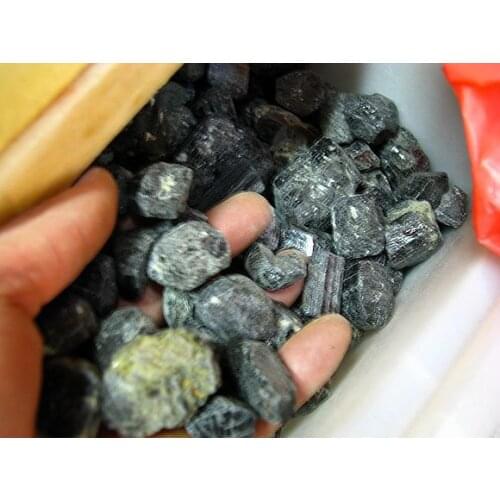 1000g natural black tourmaline quartz crystal rough freeform