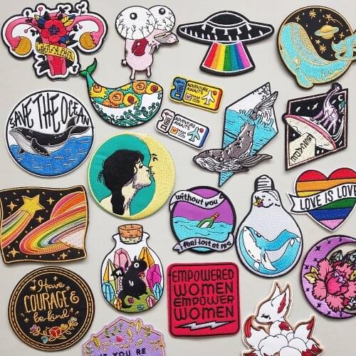 Fashion Stickers Embroidery Patches for Clothes DIY Iron On Patch moon whale Patchs Badge Appliques Clothing Backpack