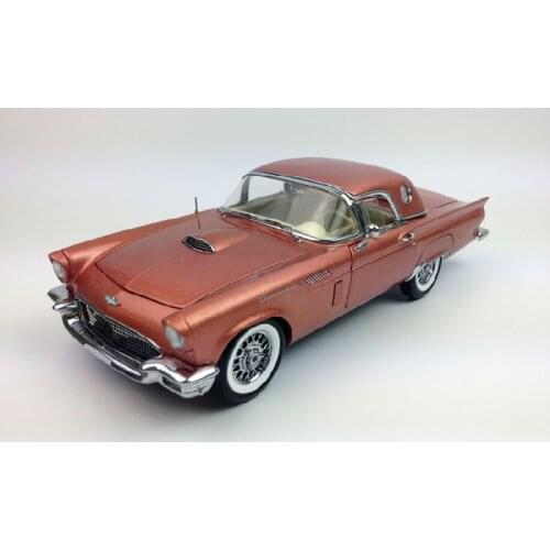 Diecast 1/18 Scale 1957 Ford Thunderbird White Box Static Display Classic Collection Gift Alloy Model Car Toys for Boys