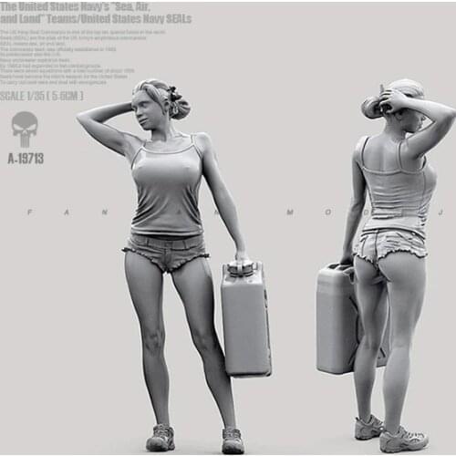 1/35 Resin Kits Beautiful terrain car female rider resin soldier self-assembled A-19713