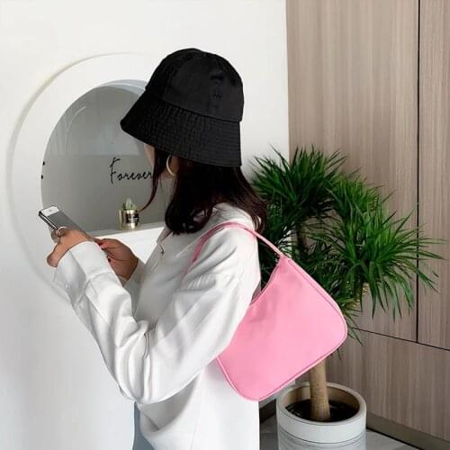 2021 new literary retro armpit bag baguete simple female bag new trendy wild one-shoulder portable bag