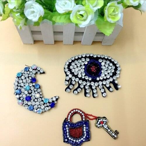 Moon eye lock beaded patches applique patches for clothing fabric patch sewing on parches bordados embroidered patches