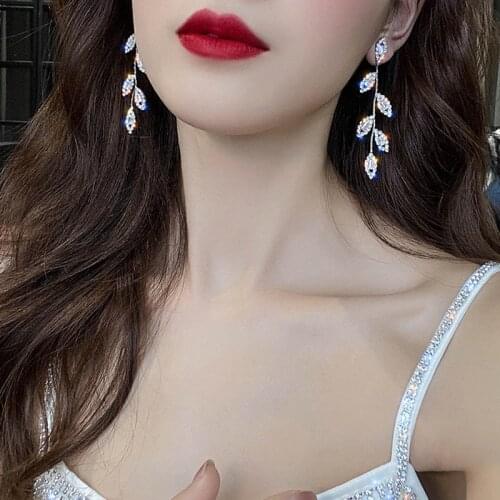 Shiny Rhinestone Leaves Temperament Earrings for Women Girls Gold Color Crystal from Austrian Earrings Wedding Jewellery