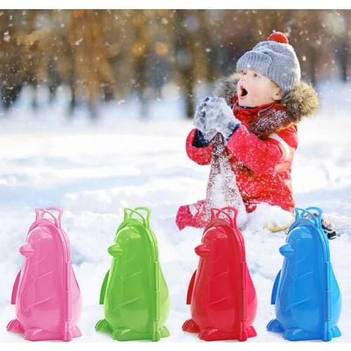 Creative Cartoon 3D Penguin Plastic Maker Mold Kids Winter Outdoor Sports Snow Sand Making Mould Toys Color Random