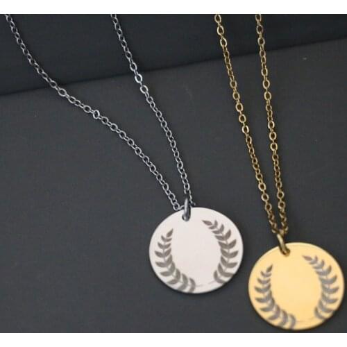 Simple Gold Color Stainless Steel Glossy Leaf Round Pendant Chain Necklace WomenTrendy Pattern Carved Disc Choker Neck Jewelry