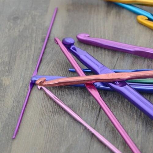 14pcs/set Knitting Crochet Alumina Single-head Crochet Multiple Colour Hook Needles for Jumbo Braiding Hook Sewing Tools D