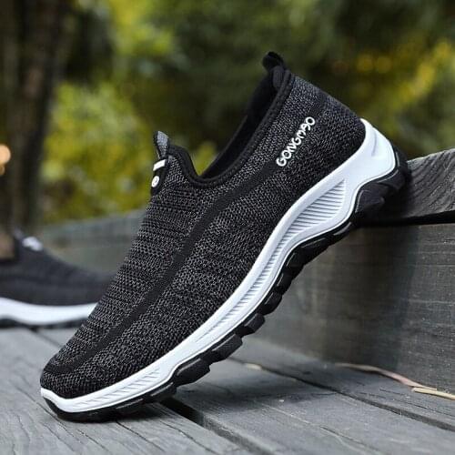 Summer Mesh Men Shoes Lightweight Sneakers Men Fashion Casual Walking Shoes Breathable Designer Mens Loafers Zapatos Hombre