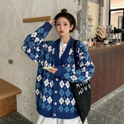 Womens Loose 2021 Autumn Winter Outerwear Diamond Plaid V-neck Long Sleeve Sweater Coat Japanese Style Retro Knitted Cardigan