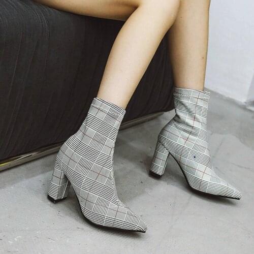 Lady Short Boots Frosted Pointed Toe Fashion Boots Lady Thick Heel Autumn Winter Womens Shoes Purple Plaid Leopard Print Silver