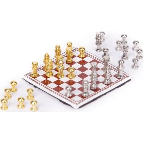 1:12 Dollhouse Miniature Metal Chess Set Silver & Gold