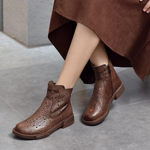 2021 Spring and Summer Leather Womens Boots Retro Sandals Womens Flat Casual Short Boots First Layer Cowhide Hollow Sandals