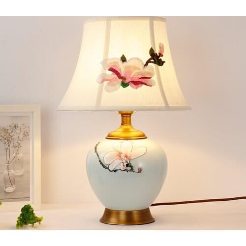 Free Shipping Modern Chinese Style Ceramic Table Lamp Beside Lamp For Living Room Simple Bedroom Bedside Lamp Home Warm