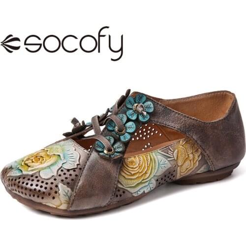 SOCOFY Womens Retro Style Leather Loafers Embossed Flower Splicing Floral Lace Up Slip On Flat Casual Beach Daily Shoes 2020