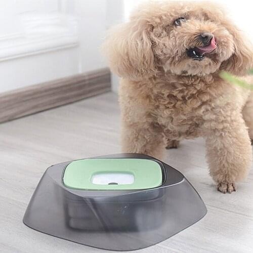 New Pet Bowl Floating Non-wetting Mouth Dog Water BowlWithout Spill Drinking Water Dispenser Portable Plastic Dog Bowl Supplies