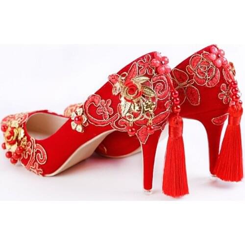 2021 spring new red banquet dress wedding shoes phnom penh lace shallow mouth pointed tassel womens single shoes