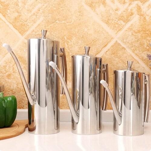 Hot 0.5L/0.7L/1L Stainless Steel Kitchen Oil Sauce Pot Container Bottle Can Dispenser