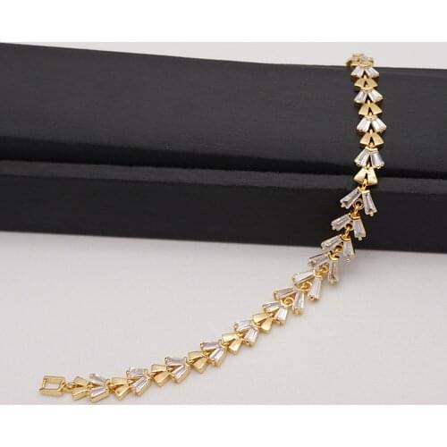 Bracelets For Women Embellished with crystals from zircon Chain Bracelets Bangles Jewelry White heart Jewelry Gifts