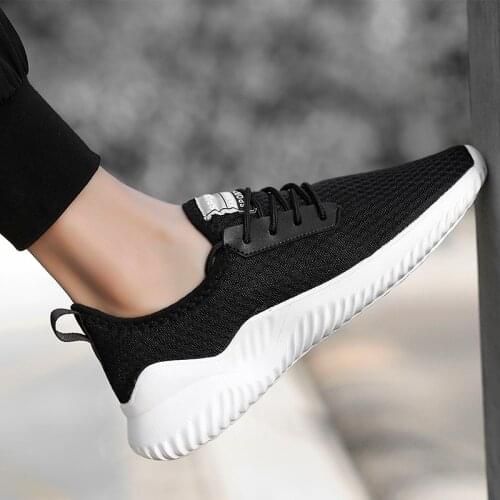 Men Running Sneakers Air Mesh Casual Shoes Mens Jogging Shoes Lightweight Vulcanize Shoes Walking Sneakers Zapatillas Hombre