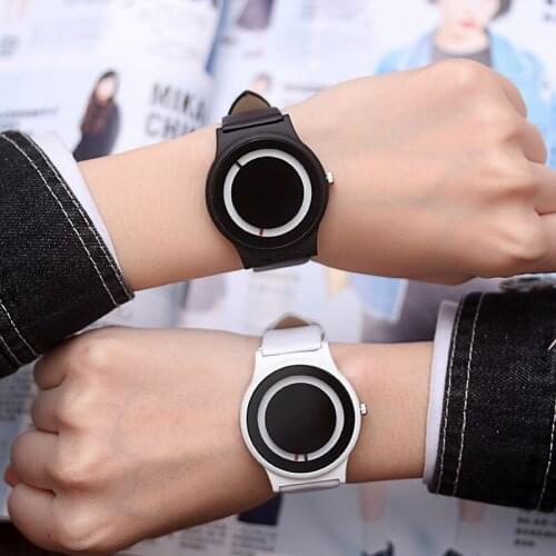 Japan and Korea Retro Fashion Simple Personality Mori Couple Watches Women Trend Harajuku Student Casual Watch Men Reloj Hombre