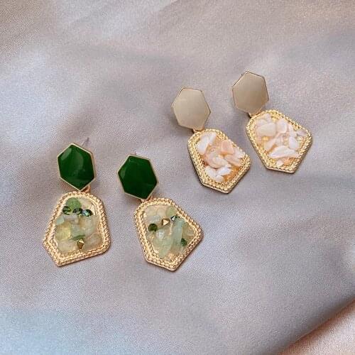 Fashion Smooth Nature Stone Drop Earrings Simple Geometric Round Button Statement Earrings with stones bijoux femme 2020