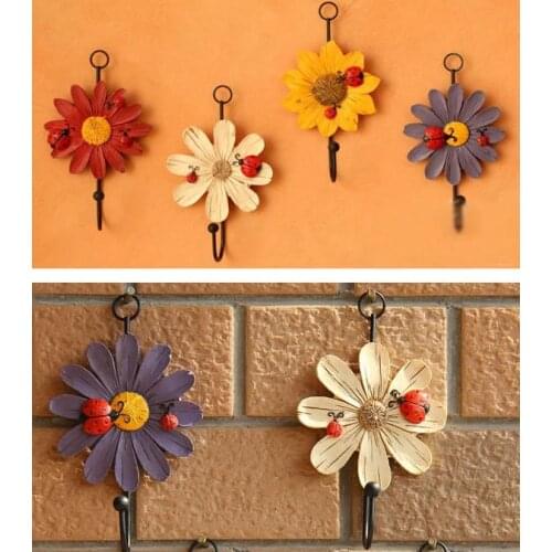 Vintage Metal Daisy Resin Wall Hooks Art Flower Rabbit Angel Designs Decorative Key Hat Coat Towel Iron Hooks Wall Hanger