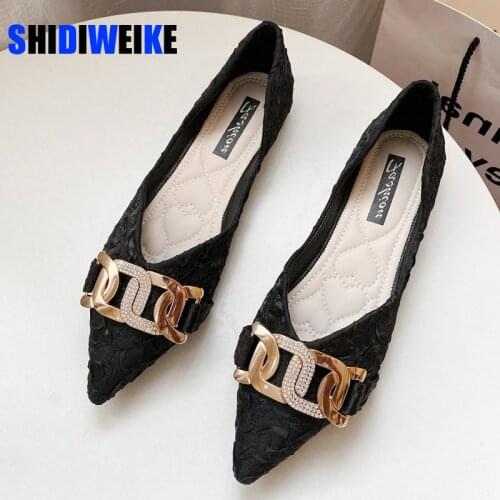 New Fashion Pointed Toe Flats Shoes Women Luxury Metal Chain Ballet Flat Shallow Ballerina Slip On Casual Loafer Brand Moccasins