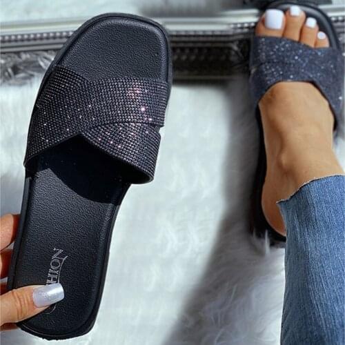 Plus Size Summer Womens Slippers Sequins Rhinestone Flat Open Toe Sandals 2021 Outdoor Crystal Non-slip Flip Flops Femme