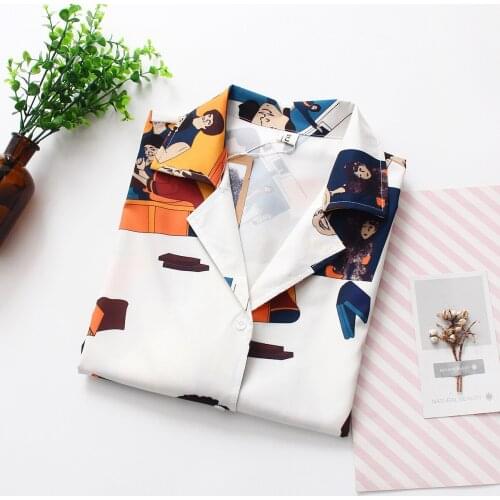 Spring And Summer 2021 New Head Print Womens Short Sleeve Chiffon Shirt Student Loose Suit Collar Fashion Girl Top M065