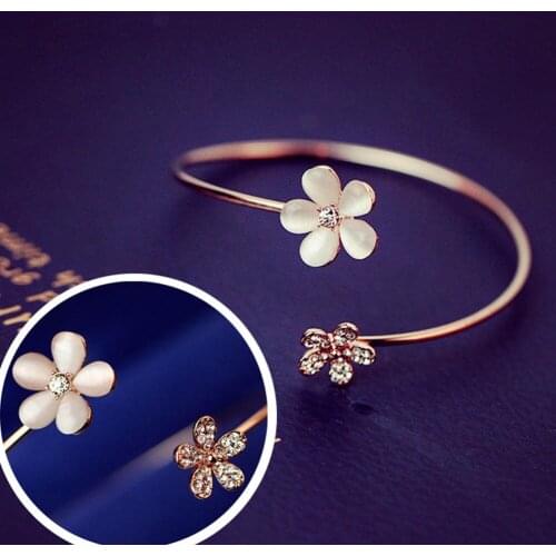 Inner Dia 7cm Opal Rhinestones Inlaid Flower Ajustable Woman Bangle Charming Jewelry