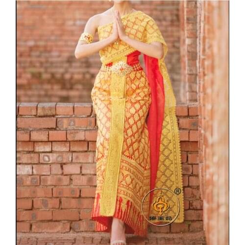 Thailand Traditional Wedding Dress Red Red Embroidery Water-Splashing Festival Bride Summer